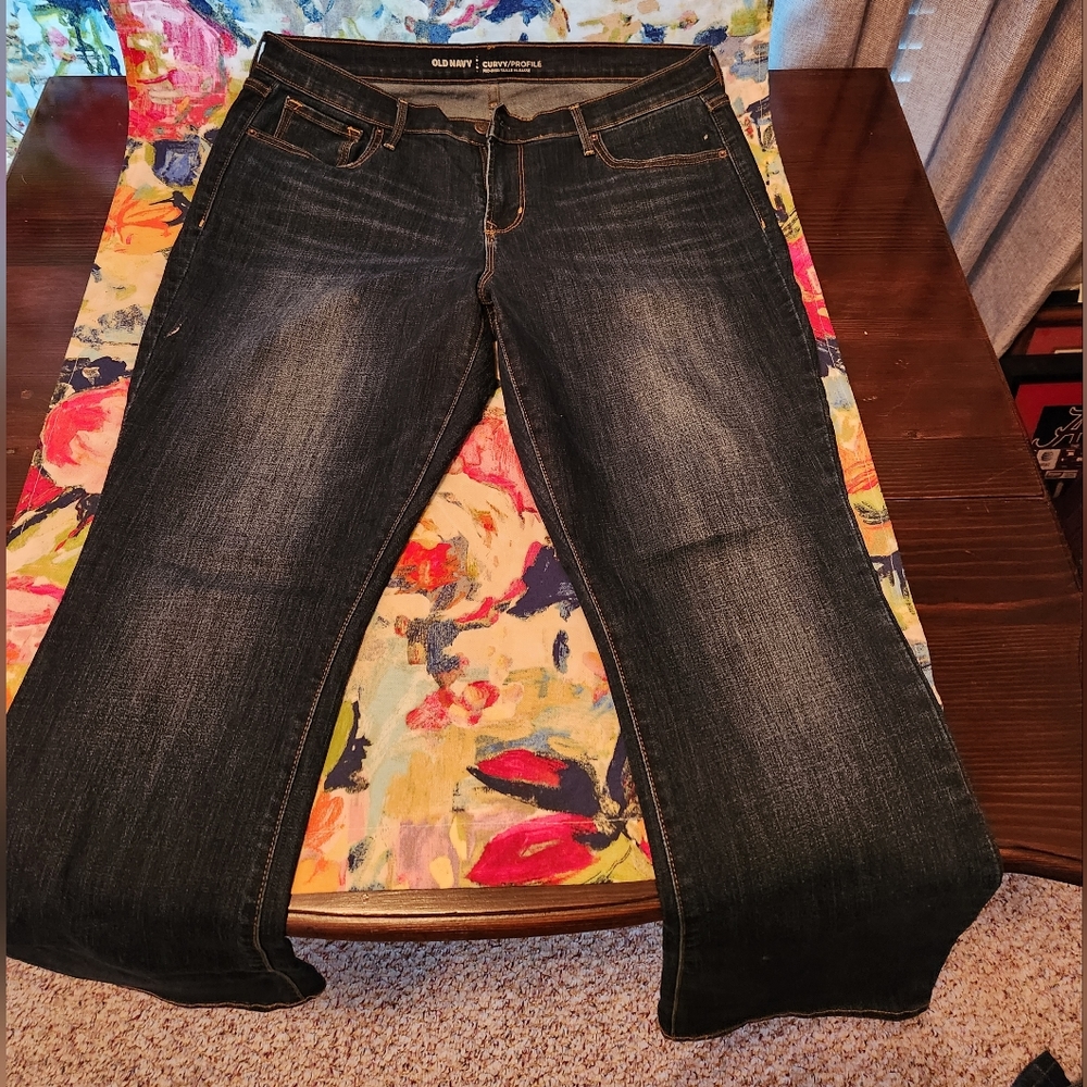 Old Navy Curvy Fit Size 14 Short Jeans